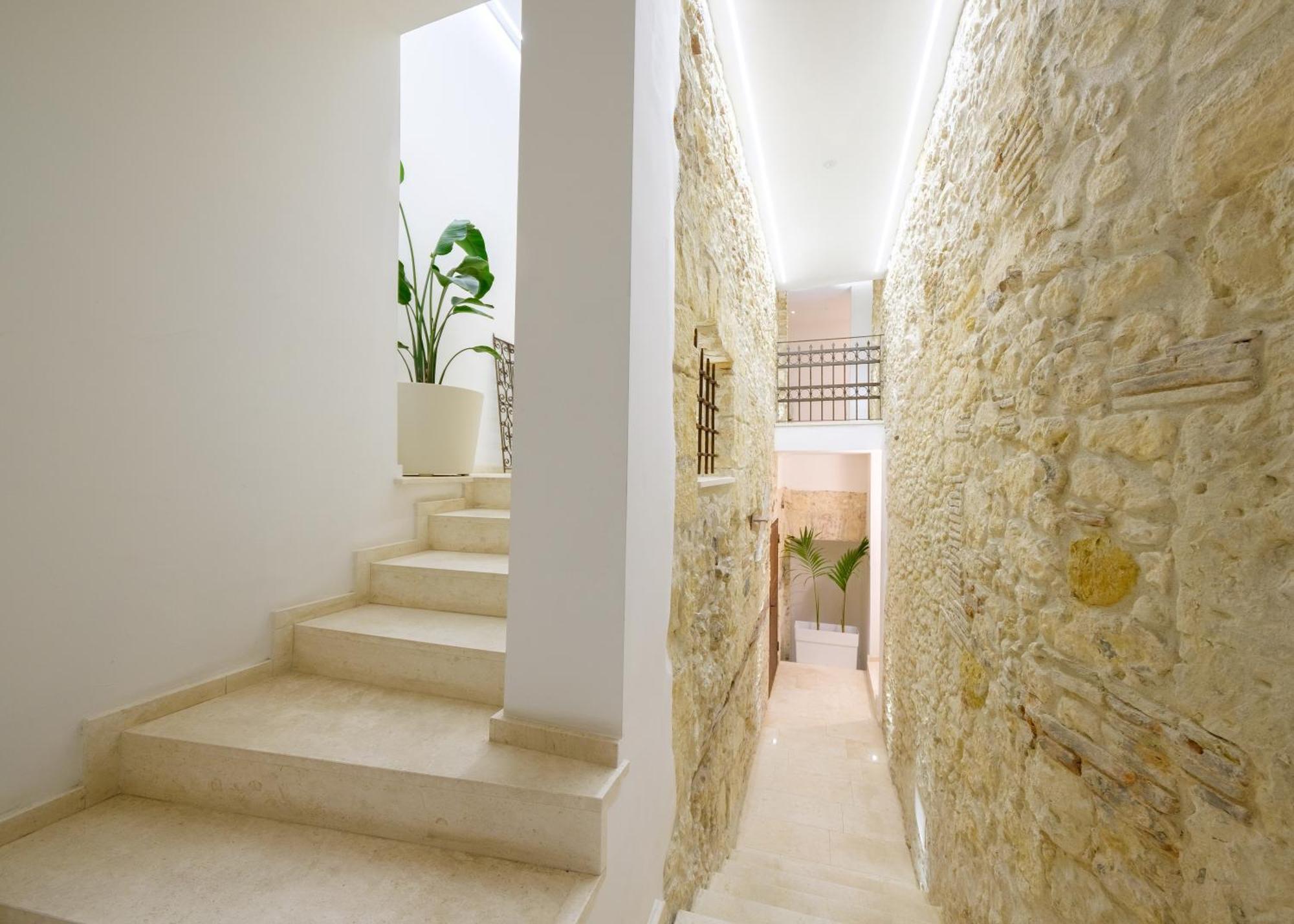 Luxury Suite La Terrazza In Pieno Centro In Cagliari Exterior foto